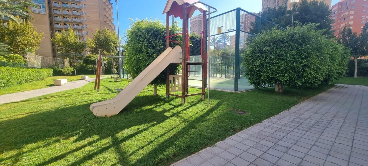 בנידורם Apartamento Torre D'Oboe Vistas Al Mar מראה חיצוני תמונה
